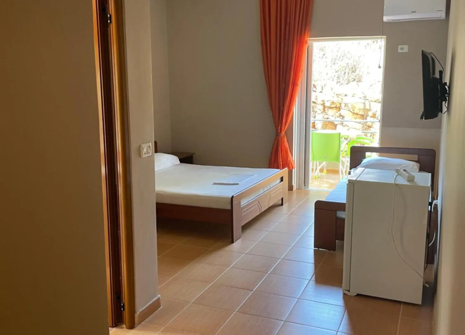 Bleta Rooms Sarande 0*,