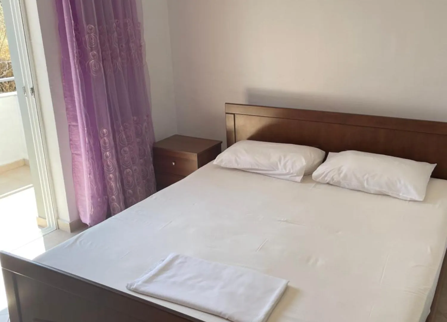 Bleta Rooms Sarande Guest house