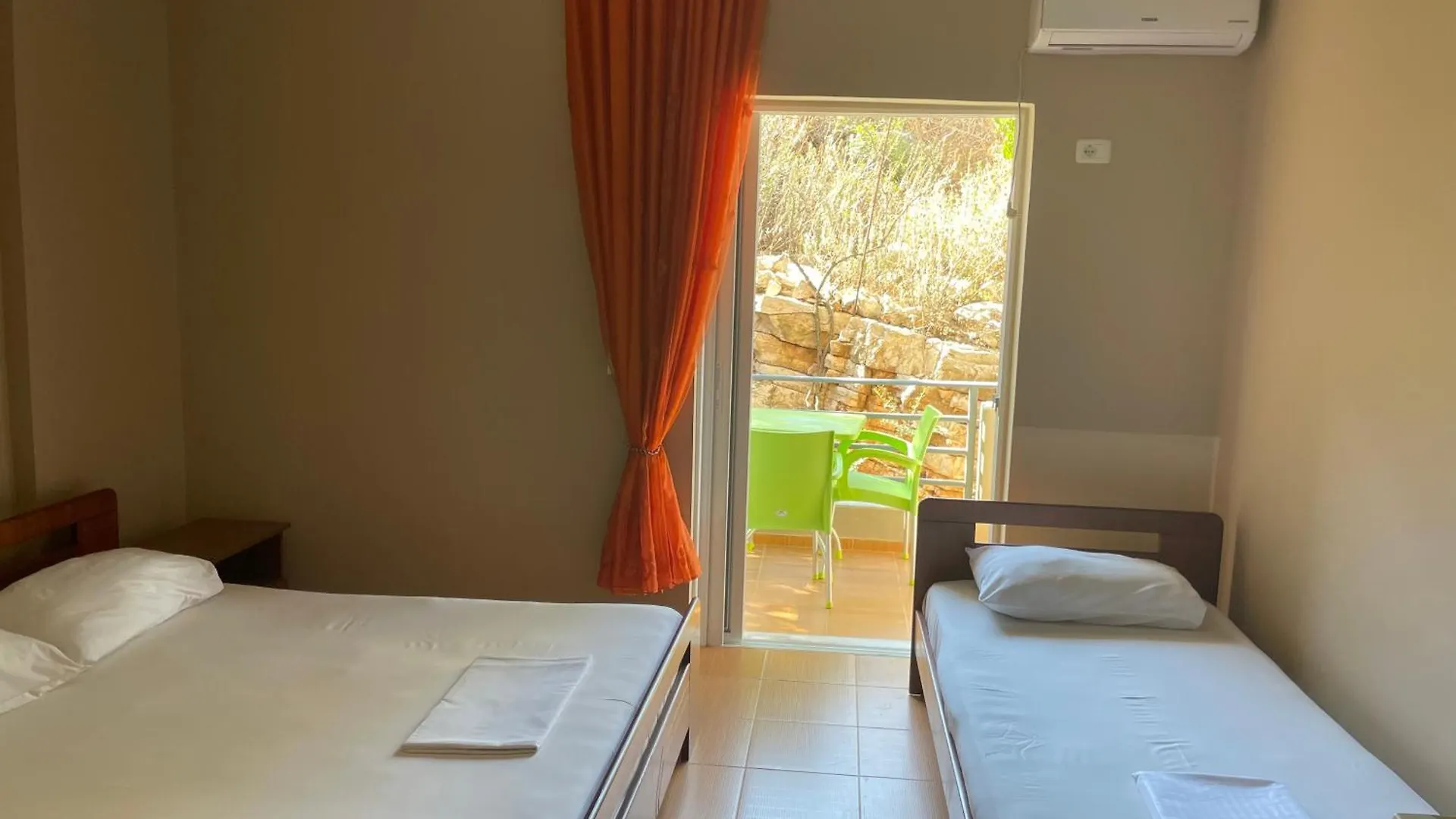 Bleta Rooms Sarande Albania
